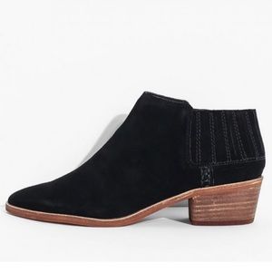 Dolce Vita Keiton suede black bootie (NWT)